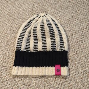 Lululemon Keepin’ It Cozy Toque Merino Wool Winter Beanie Hat